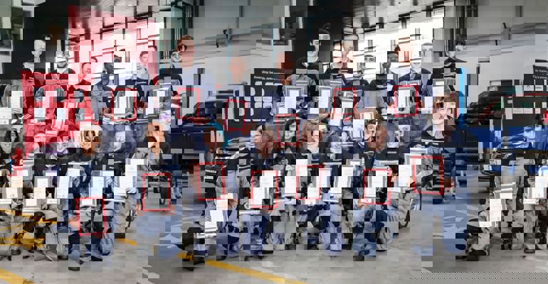 13 princes trust candidates with certificates